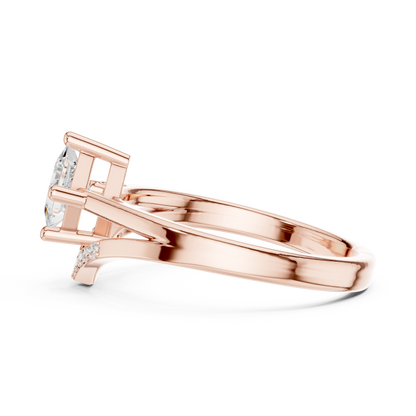 Princess Cut Diamond V-Shape Chevron Split Shank Ring