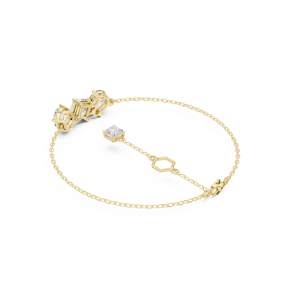 Elegant Three-Stone Diamond Chain Bracelet for Women